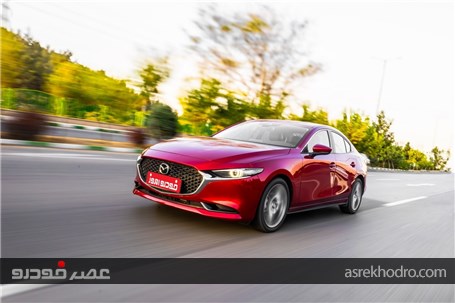 تجربه رانندگی با محبوبترین سدان ژاپنی بازار + کاتالوگ