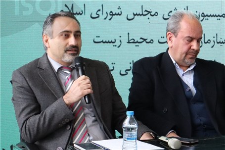 تنها راه نجات کشور، شفافیت در داخل و تعاملات جهانی است