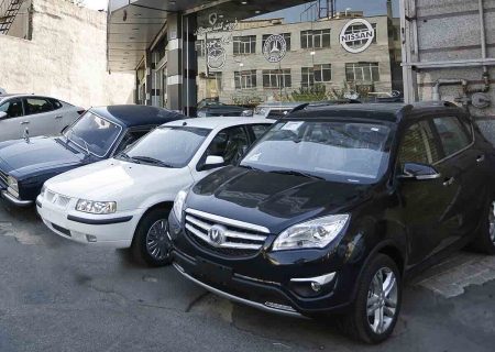تردید فروشندگان و خریداران در بازار؛ ریزش قیمت برخی خودروهای مونتاژی |  جدول قیمت ها