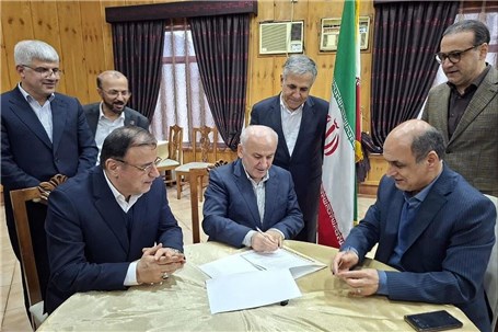 تفاهم‌نامه تردد خودروهای منطقه آزاد در شمال کشور امضا شد