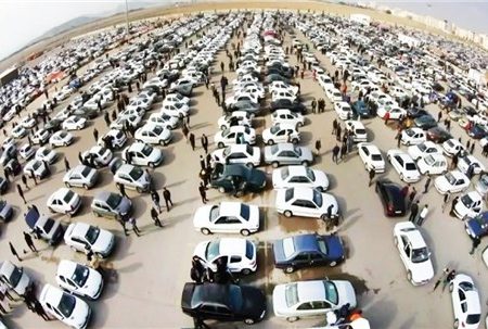 شکاف قیمتی و عطش بازار خودرو؛ چرا تقاضا کاهش نمی‌یابد؟