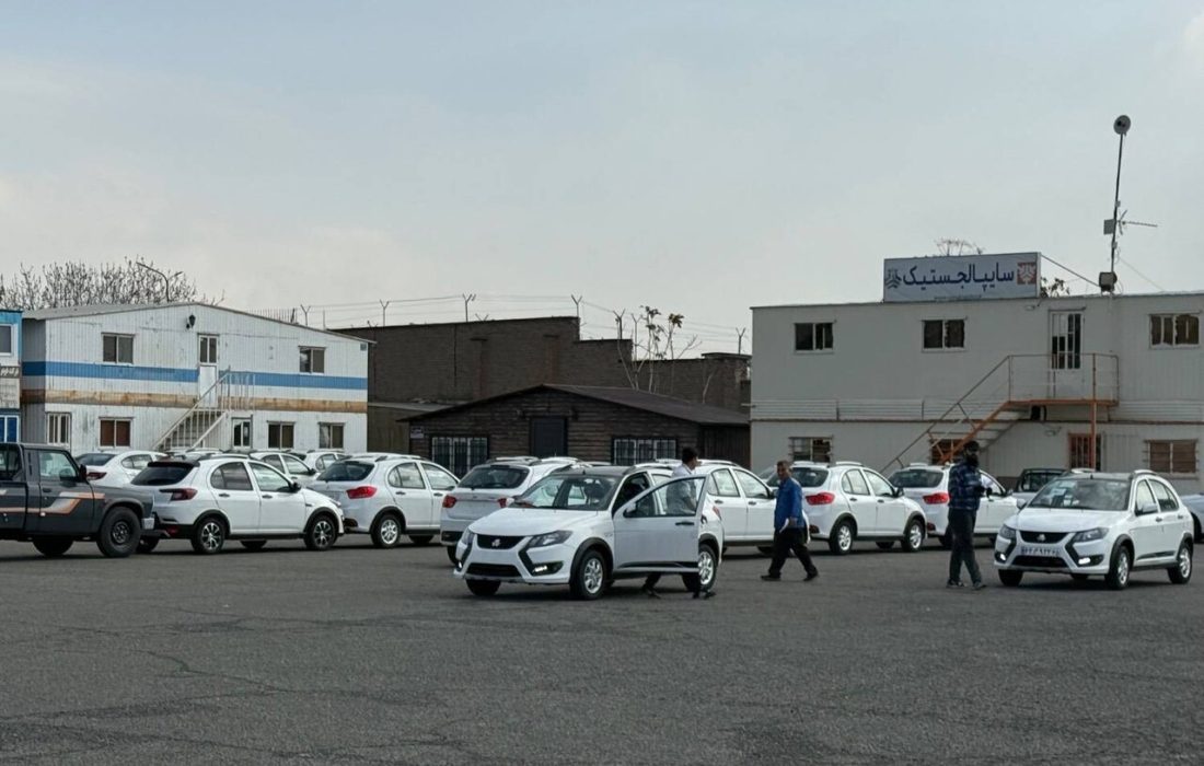 تداوم تحویل خودرو با وجود جنگ تحمیلی