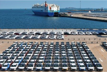 ترخیص ۶۲ هزار خودروی وارداتی از گمرکات
